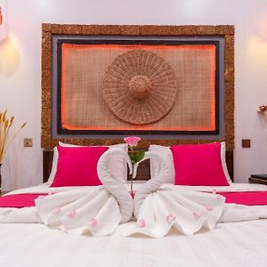 Angkor Rithy Boutiquese